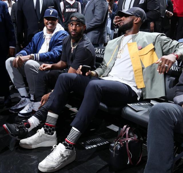 紧急！皇马0-2惨败引发高层震怒，阿隆索命悬一线，曼城大战或成生死战（突发：皇马两球落败惹恼高层，阿隆索帅位告急，对阵曼城恐成生死局）