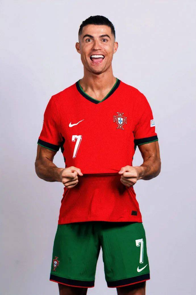 近3场贡献2球2助，米兰租将英超火力全开，买断价2600万引关注（近3战2球2助！米兰租将英超爆发，2600万买断条款引热议）