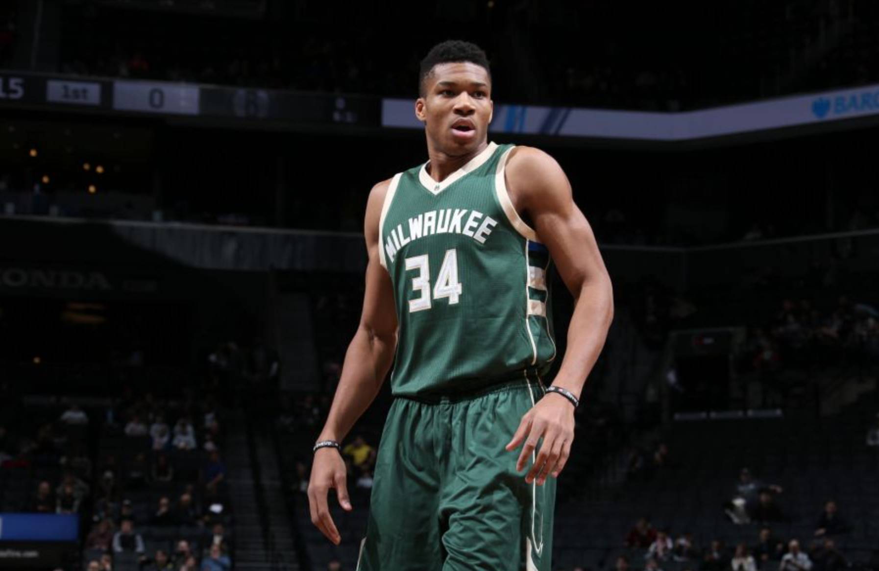 足球国足将派出强阵出战下一场赛事（国足下场比赛将以最强阵容出击）