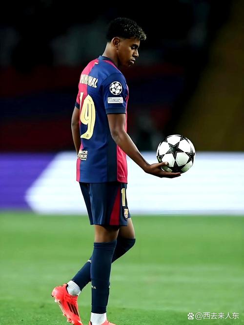 世体：巴萨将启动程序，防止法兰克福球迷“占领”诺坎普再现（世界体育报：巴萨将采取行动，防止法兰克福球迷再次“攻占”诺坎普）