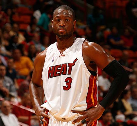 阮奇龙庆祝冲超：美好的一个赛季，一起期待2026新的挑战（阮奇龙庆贺升超：美妙赛季收官，携手期待2026年新挑战）