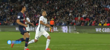 布克：裁判报告该被取消，它只会让所有人事后都更窝火（布克称裁判报告应废除，反而加剧赛后怒火）