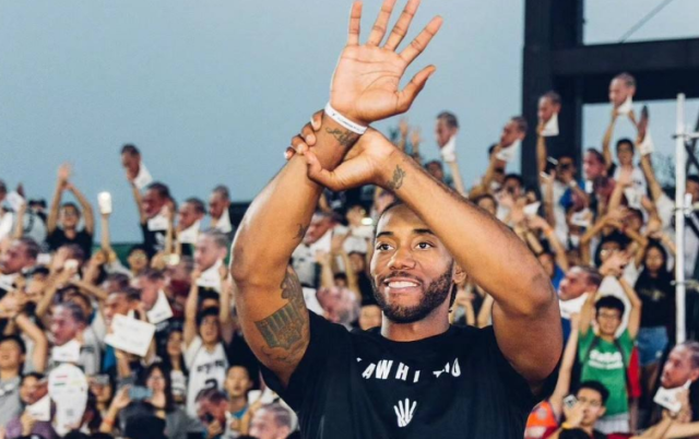 那不勒斯老板：输给伟大的穆里尼奥不丢人，差评穆帅是因为嫉妒（那不勒斯老板：败给伟大的穆里尼奥并非耻辱，对穆帅的差评多出于嫉妒）