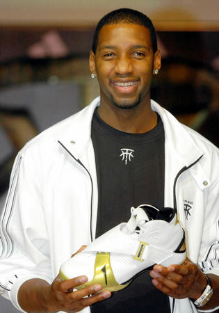 德天空：拜仁与基亚拉续约谈判已有进展，他在俱乐部计划中（德媒：拜仁与基亚拉续约谈判取得进展，已纳入俱乐部规划）