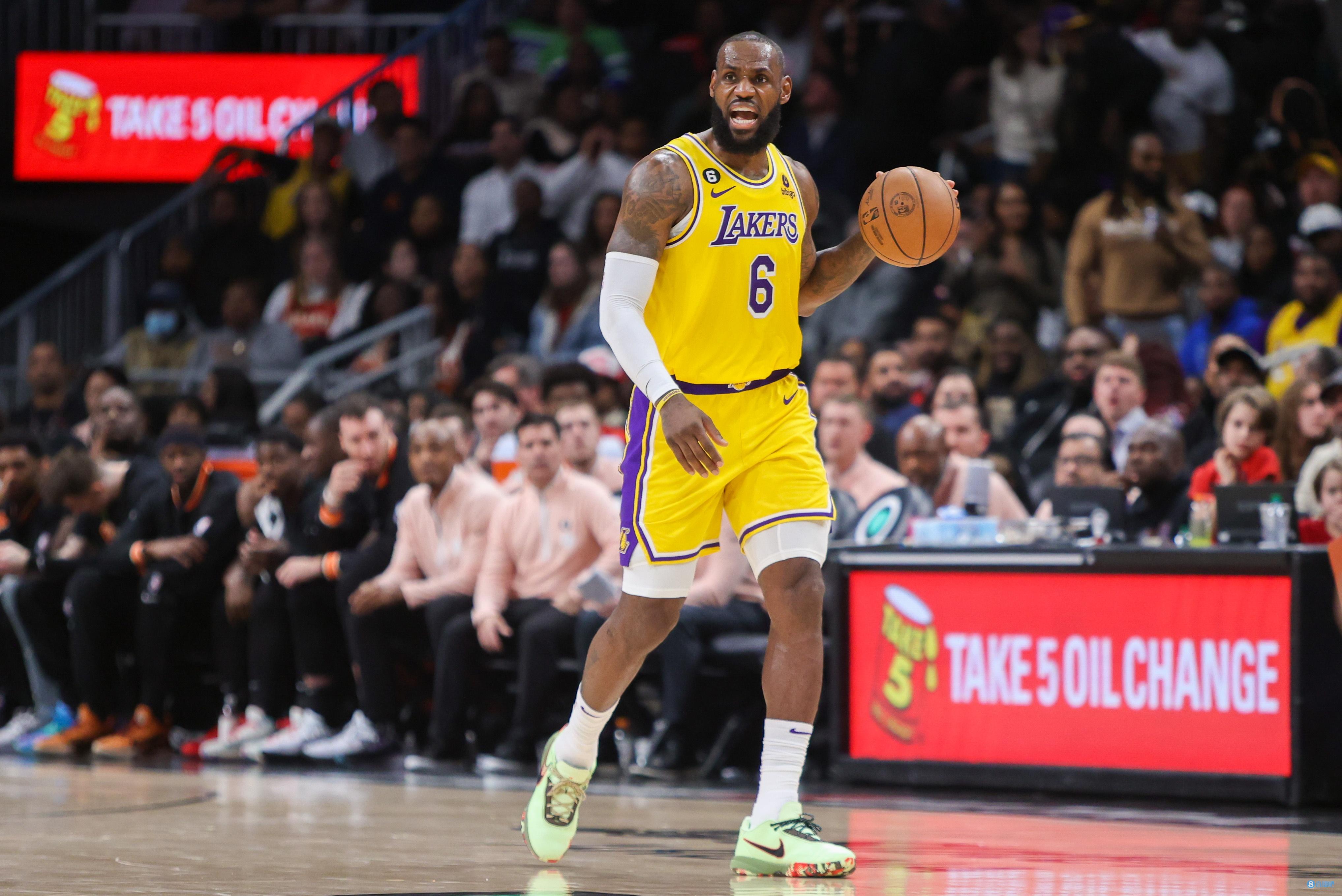 国足最新热身赛表现亮眼（国足最新热身赛发挥抢眼）